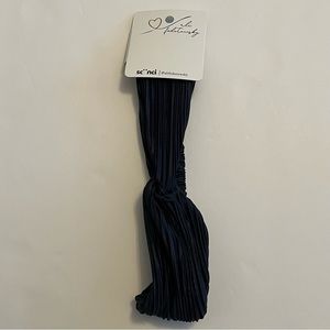 5/$20 Scunci Navy Blue Headwrap
